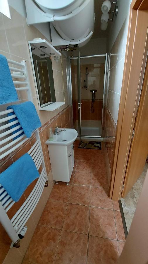 Apartman Jaruska Apartment Tyn nad Vltavou Luaran gambar